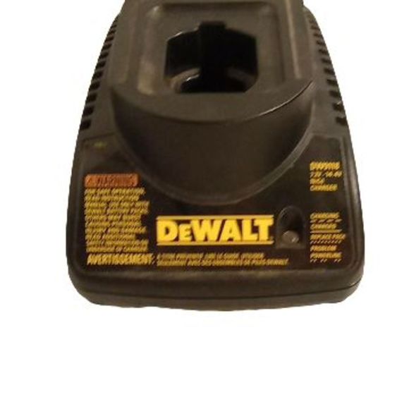 DeWalt‎ DW9118 7.2 volt - 14.4 volt NiCd Battery Charger - Picture 2 of 7